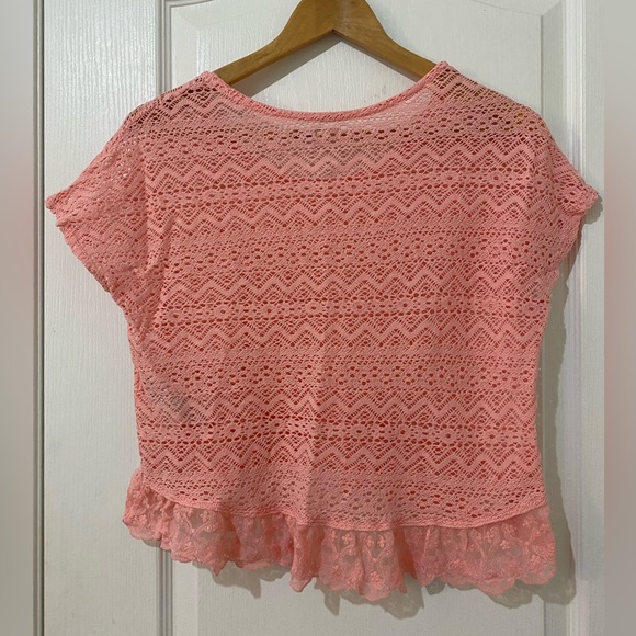 Hollister Coral Lace See-Through Short Sleeve Summer Top - Picture 3 of 4
